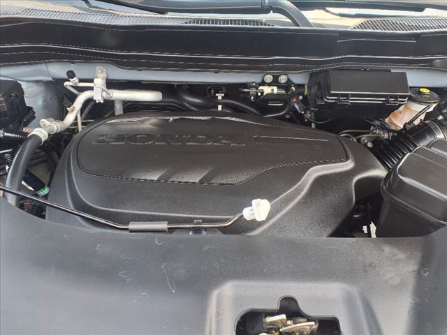 used 2022 Honda Pilot car, priced at $33,998