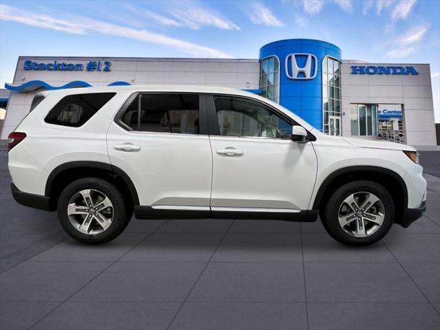 new 2025 Honda Pilot car, priced at $47,450