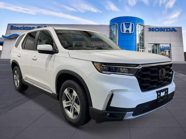 new 2025 Honda Pilot car, priced at $47,450