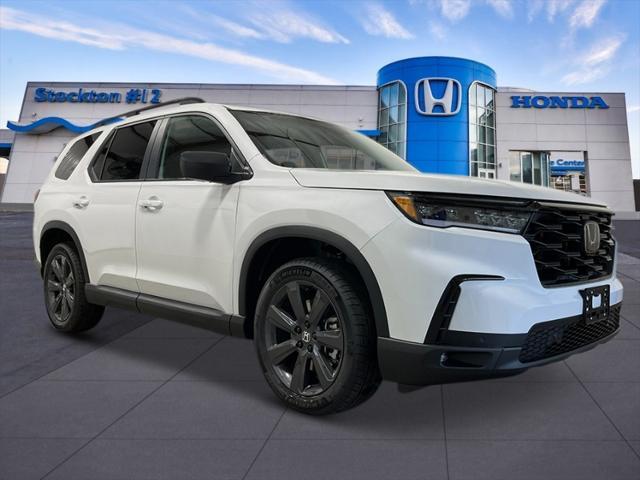 new 2025 Honda Pilot car, priced at $43,850