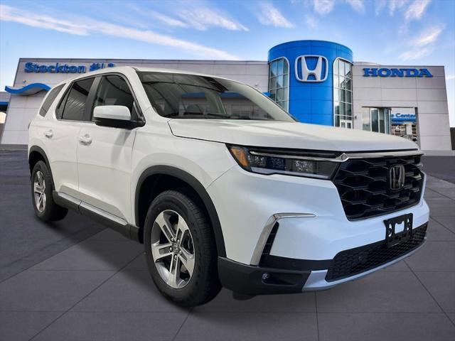 new 2025 Honda Pilot car, priced at $47,150