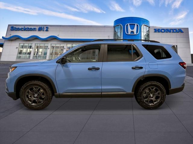 new 2025 Honda Pilot car, priced at $51,250