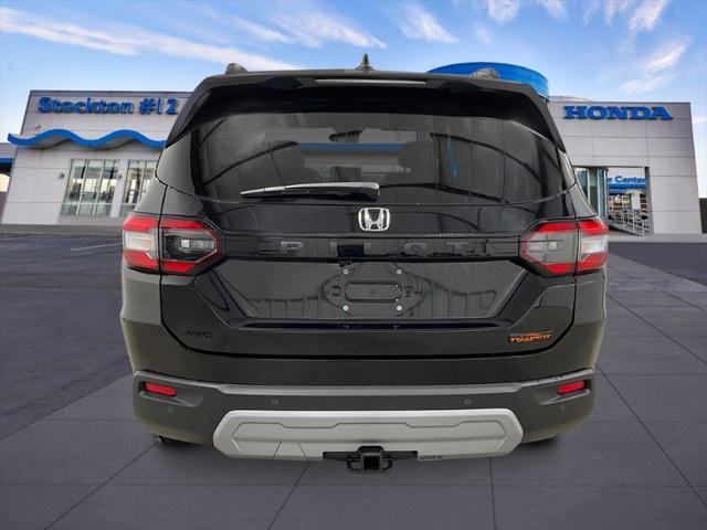 new 2025 Honda Pilot car, priced at $50,795