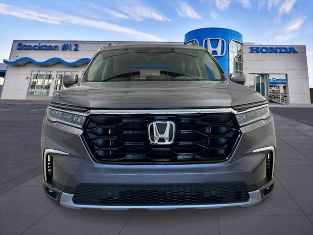 new 2025 Honda Pilot car, priced at $50,995