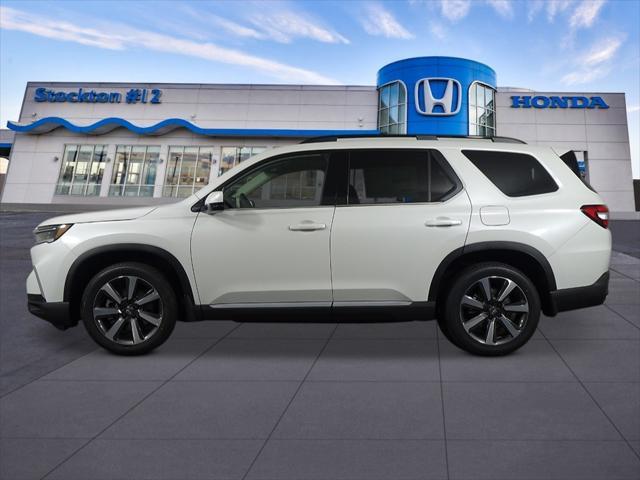 new 2025 Honda Pilot car, priced at $51,450