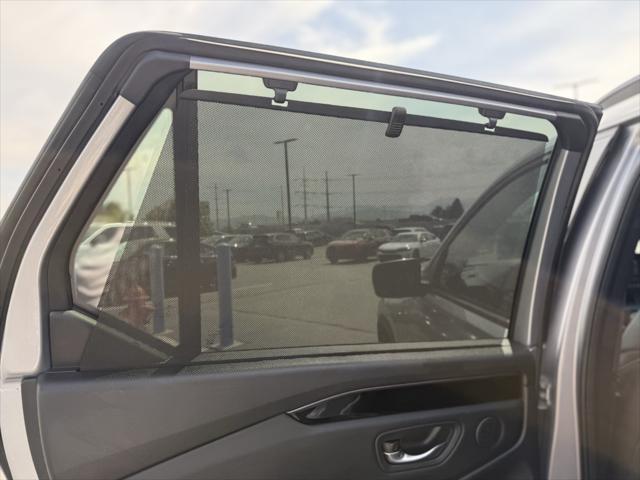 used 2025 Honda Pilot car, priced at $48,997