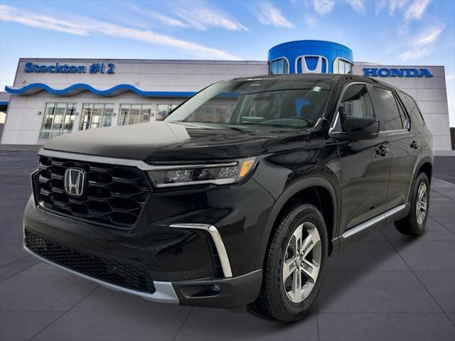 new 2025 Honda Pilot car, priced at $47,725