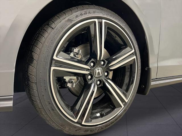 new 2025 Honda Accord Hybrid car, priced at $35,260