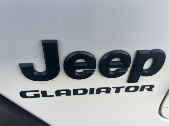 used 2020 Jeep Gladiator car, priced at $27,505