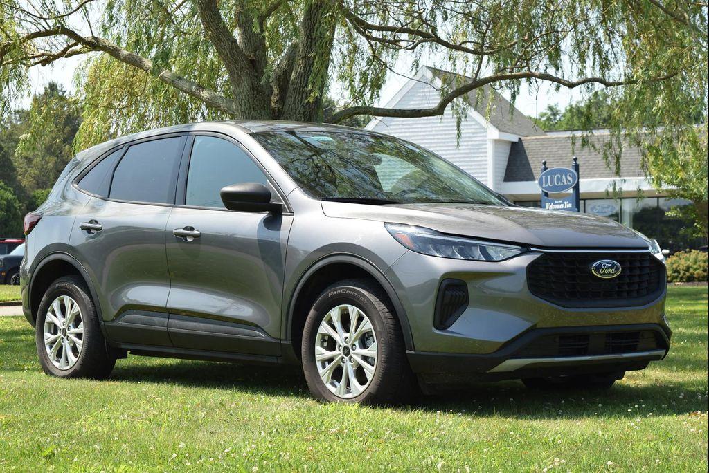 used 2025 Ford Escape car, priced at $27,990