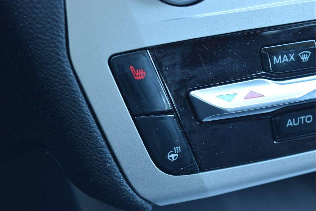 used 2022 Ford Explorer car