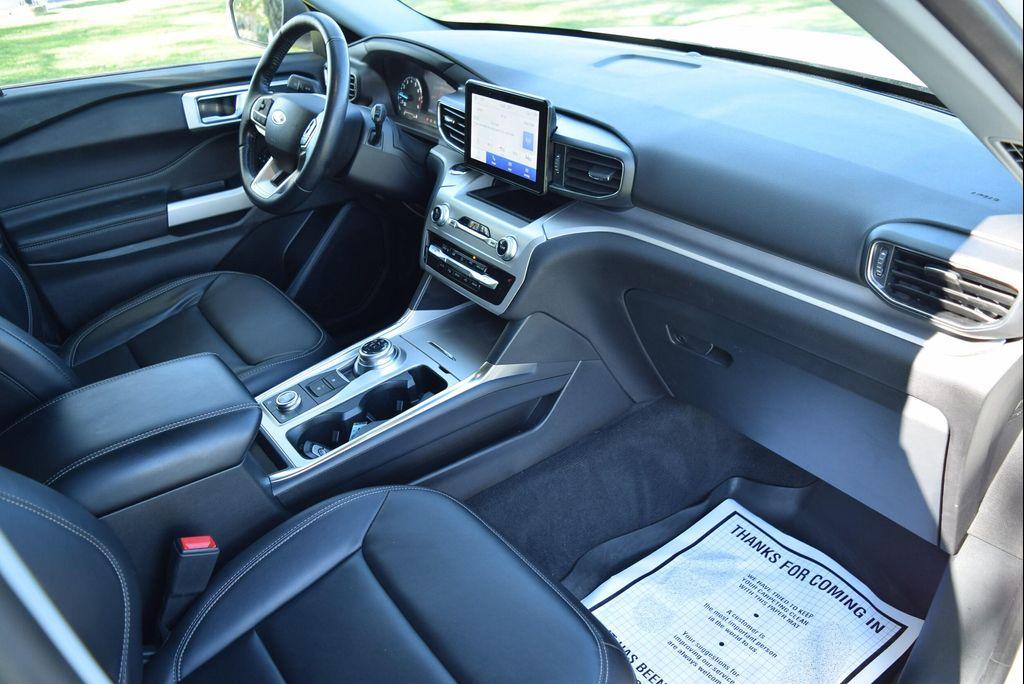 used 2022 Ford Explorer car