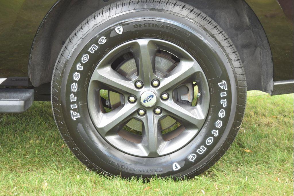 used 2021 Ford Expedition car