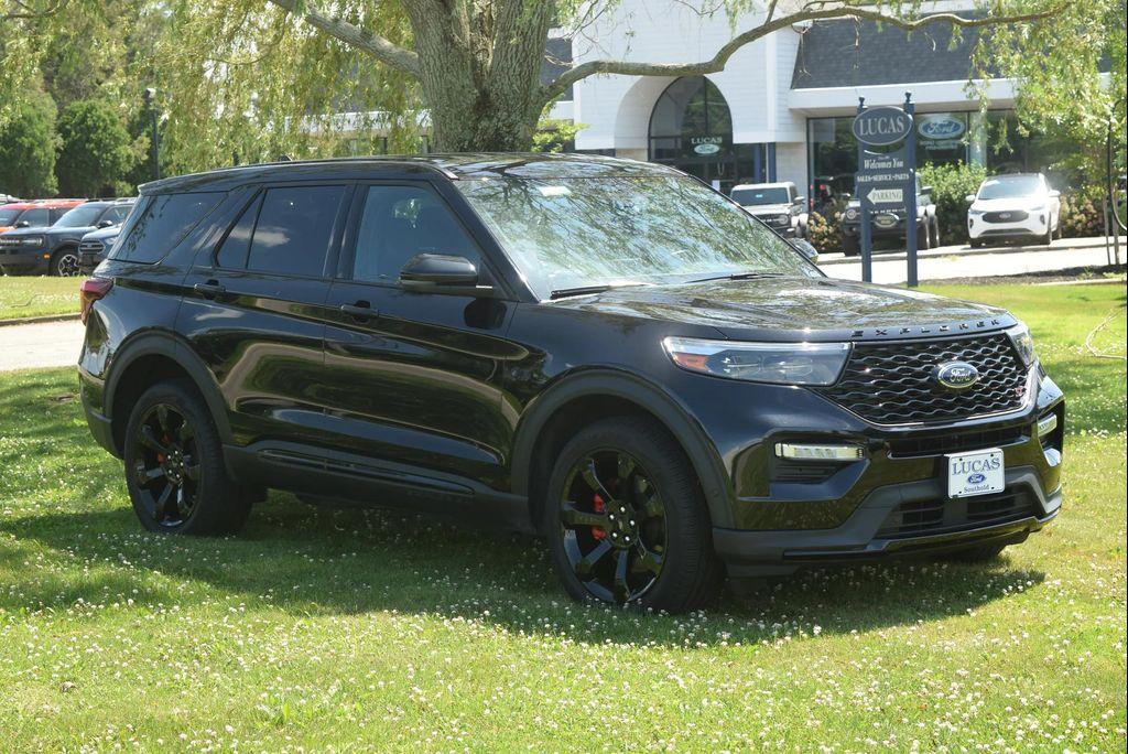 used 2022 Ford Explorer car, priced at $41,990