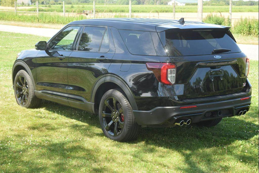used 2022 Ford Explorer car, priced at $41,990