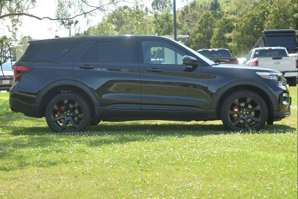 used 2022 Ford Explorer car, priced at $41,990