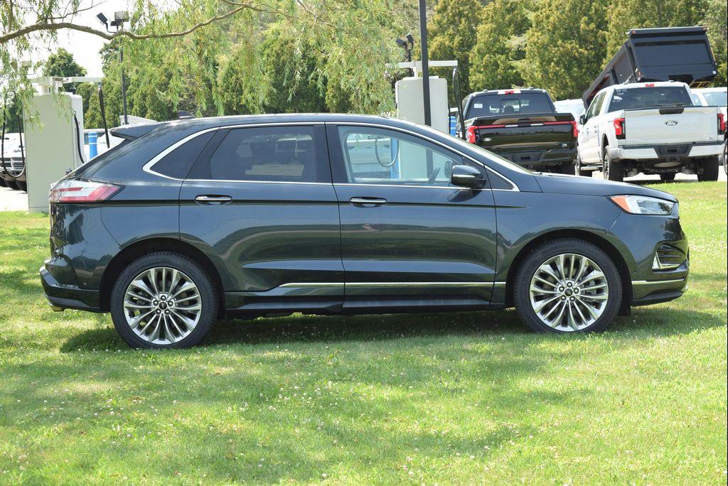 used 2022 Ford Edge car, priced at $24,990