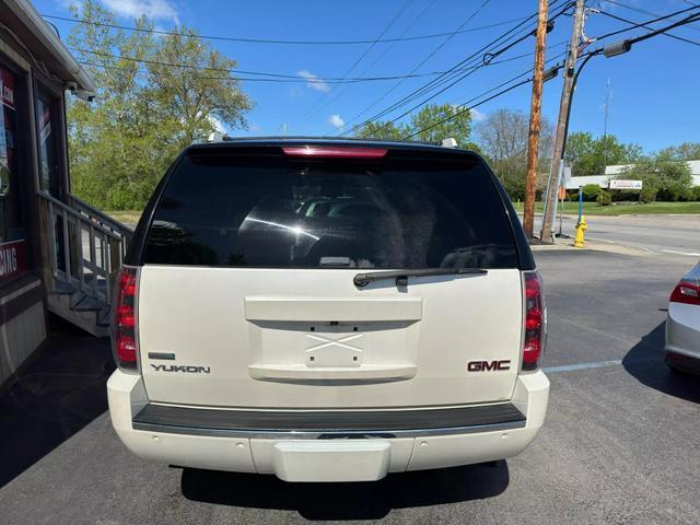 used 2010 GMC Yukon car, priced at $13,995