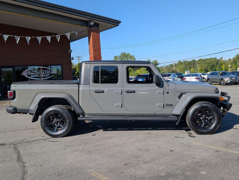 used 2021 Jeep Gladiator car, priced at $28,110