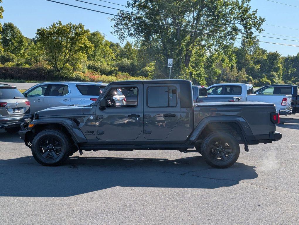 used 2021 Jeep Gladiator car, priced at $28,110
