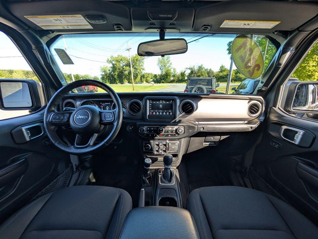 used 2021 Jeep Gladiator car, priced at $28,110