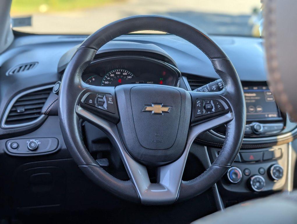 used 2022 Chevrolet Trax car, priced at $19,492