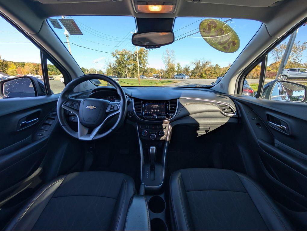 used 2022 Chevrolet Trax car, priced at $19,492