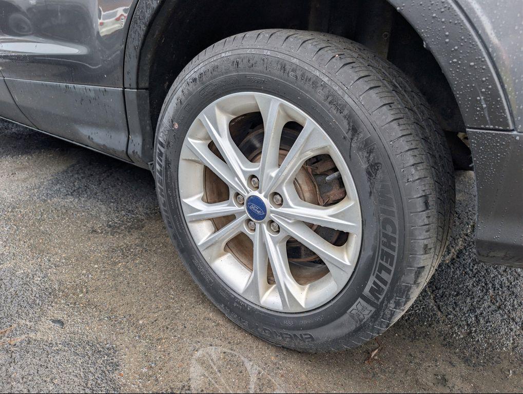 used 2018 Ford Escape car, priced at $15,492