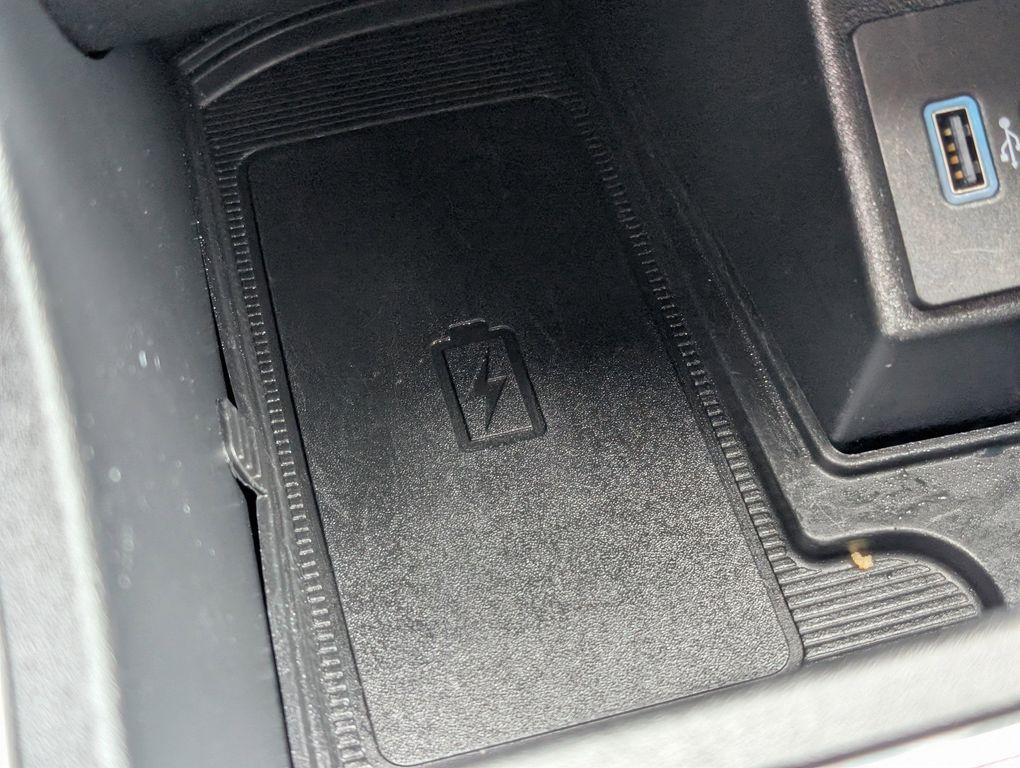 used 2022 Ford Edge car, priced at $26,491