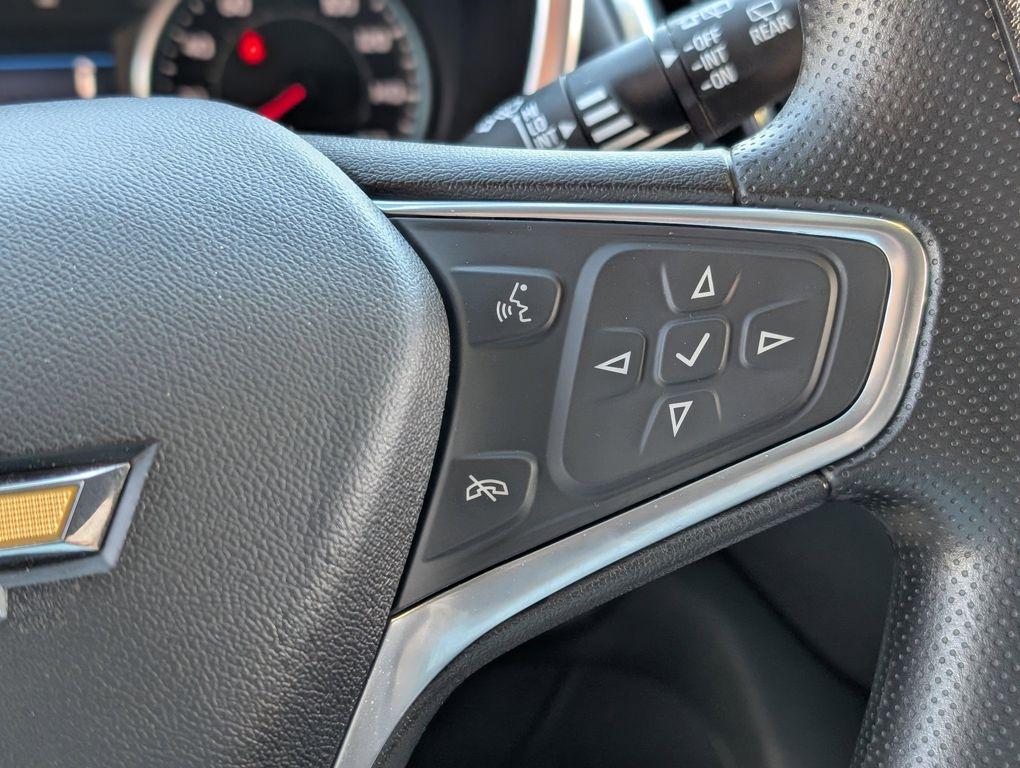 used 2022 Chevrolet Equinox car, priced at $21,883