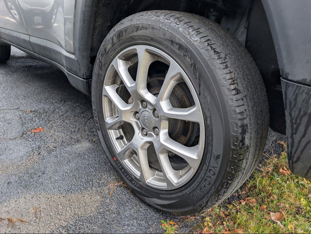 used 2022 Jeep Compass car, priced at $20,781