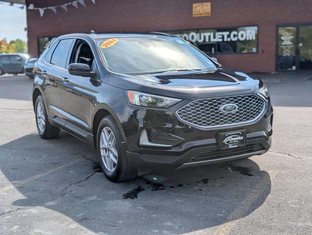 used 2024 Ford Edge car, priced at $25,843