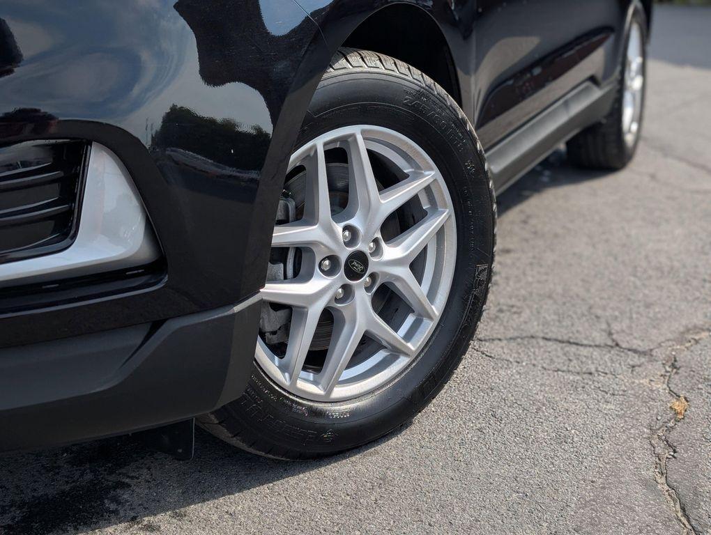 used 2024 Ford Edge car, priced at $25,843