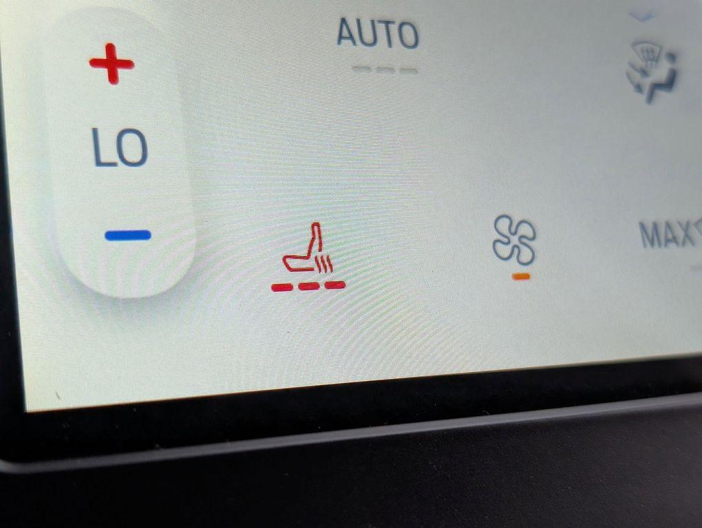 used 2024 Ford Edge car, priced at $25,843