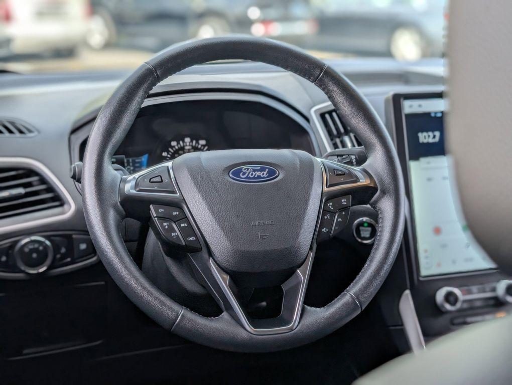 used 2024 Ford Edge car, priced at $25,843