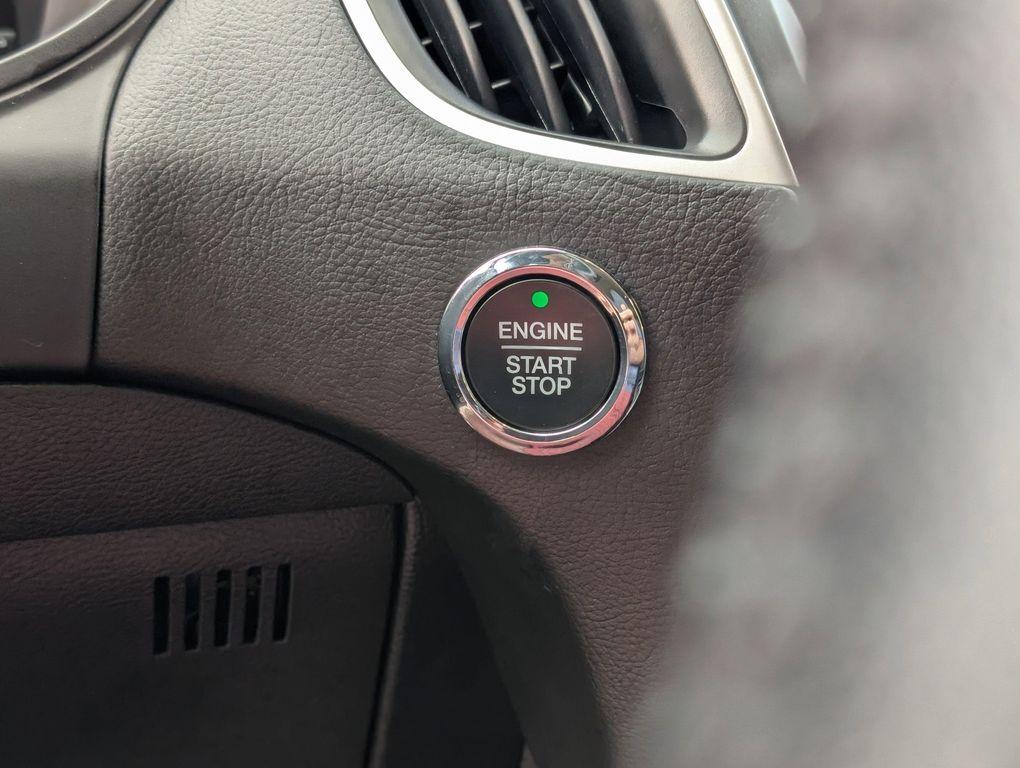 used 2024 Ford Edge car, priced at $25,843