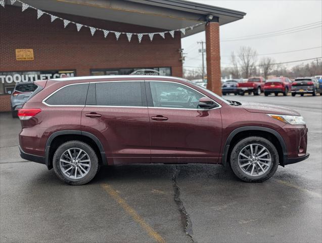 used 2018 Toyota Highlander car, priced at $21,228