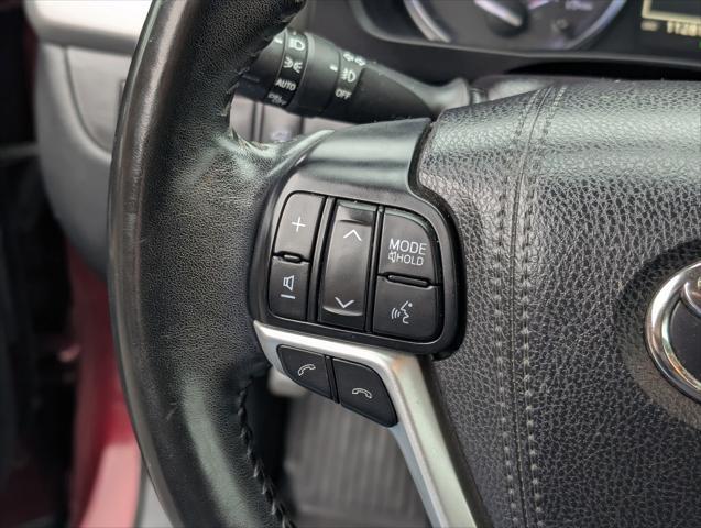 used 2018 Toyota Highlander car, priced at $21,228