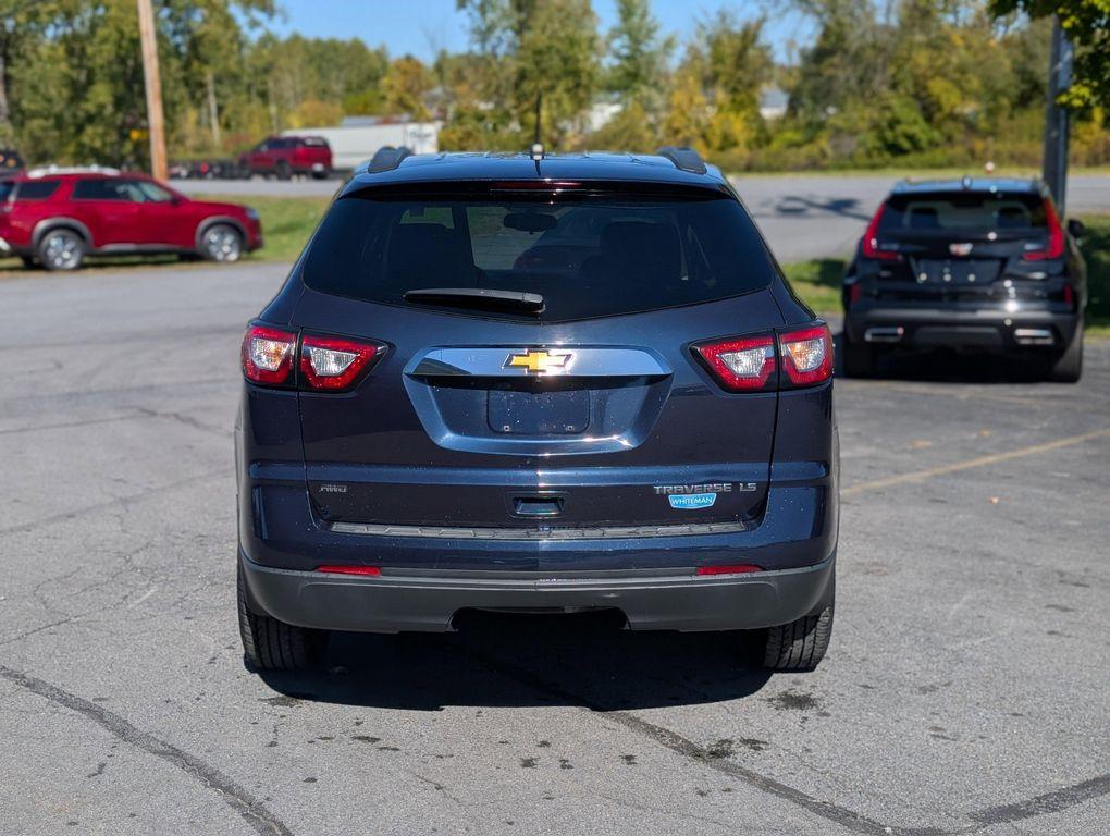 used 2015 Chevrolet Traverse car, priced at $9,498