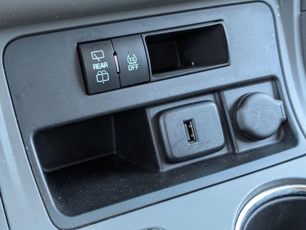 used 2015 Chevrolet Traverse car, priced at $9,498