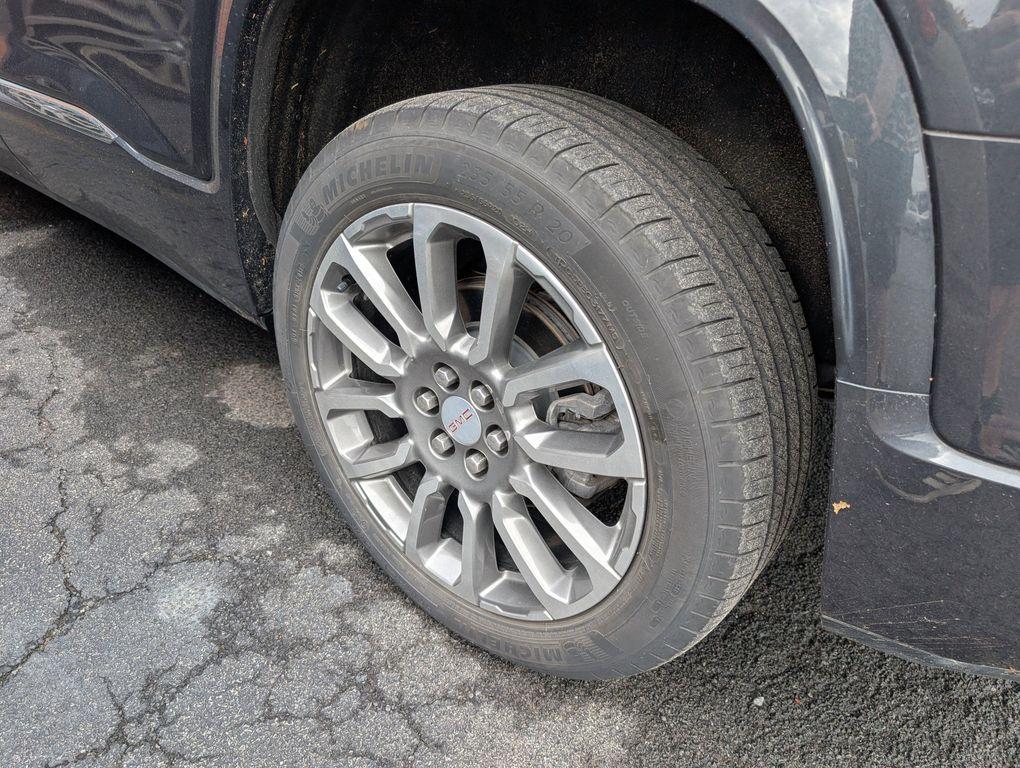 used 2022 GMC Acadia car, priced at $33,753