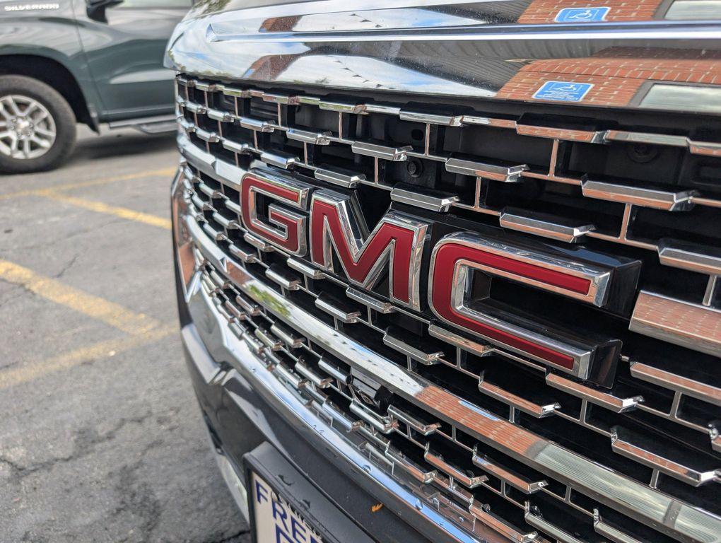 used 2022 GMC Acadia car, priced at $33,753