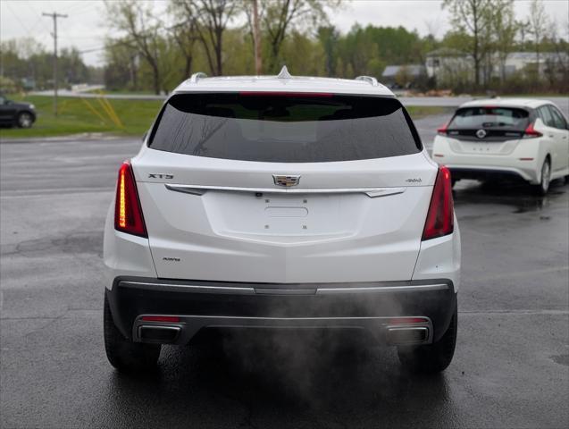 used 2022 Cadillac XT5 car, priced at $28,141