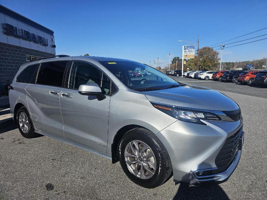 used 2021 Toyota Sienna car, priced at $36,601