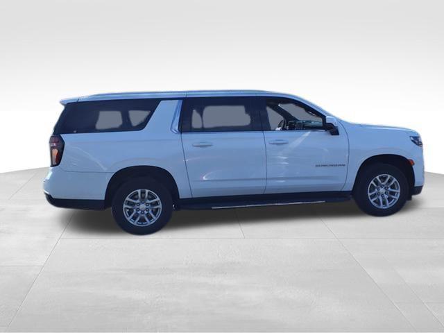 used 2023 Chevrolet Suburban car, priced at $43,036