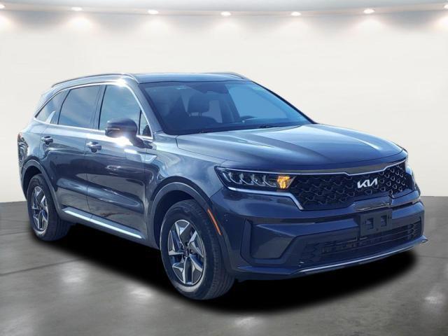 used 2022 Kia Sorento Hybrid car, priced at $27,807