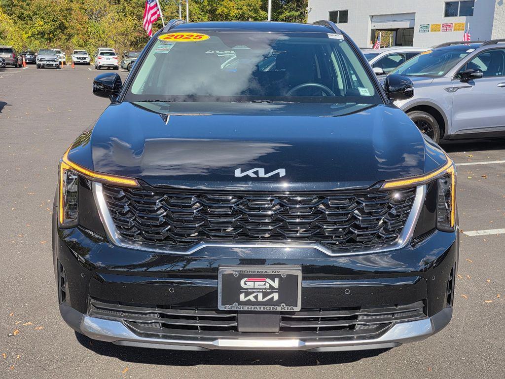 used 2025 Kia Sorento car, priced at $32,740
