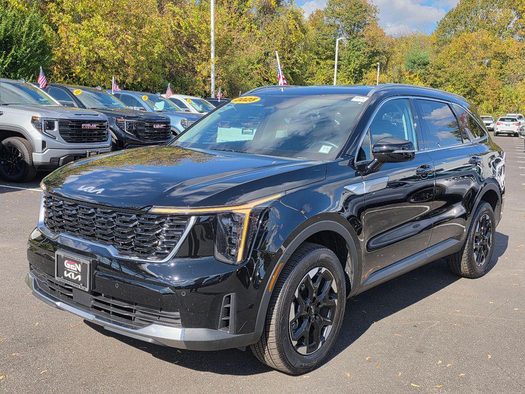 used 2025 Kia Sorento car, priced at $32,740