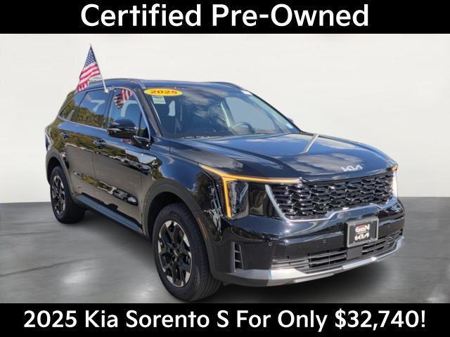 used 2025 Kia Sorento car, priced at $32,740