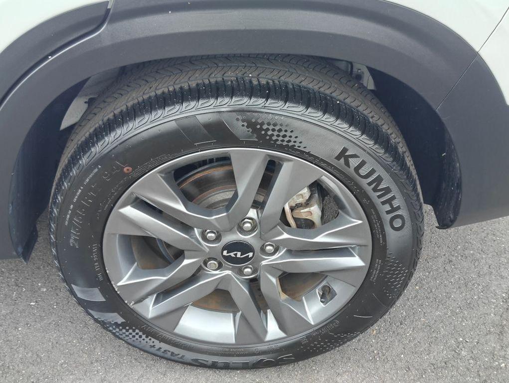 used 2023 Kia Seltos car, priced at $20,392